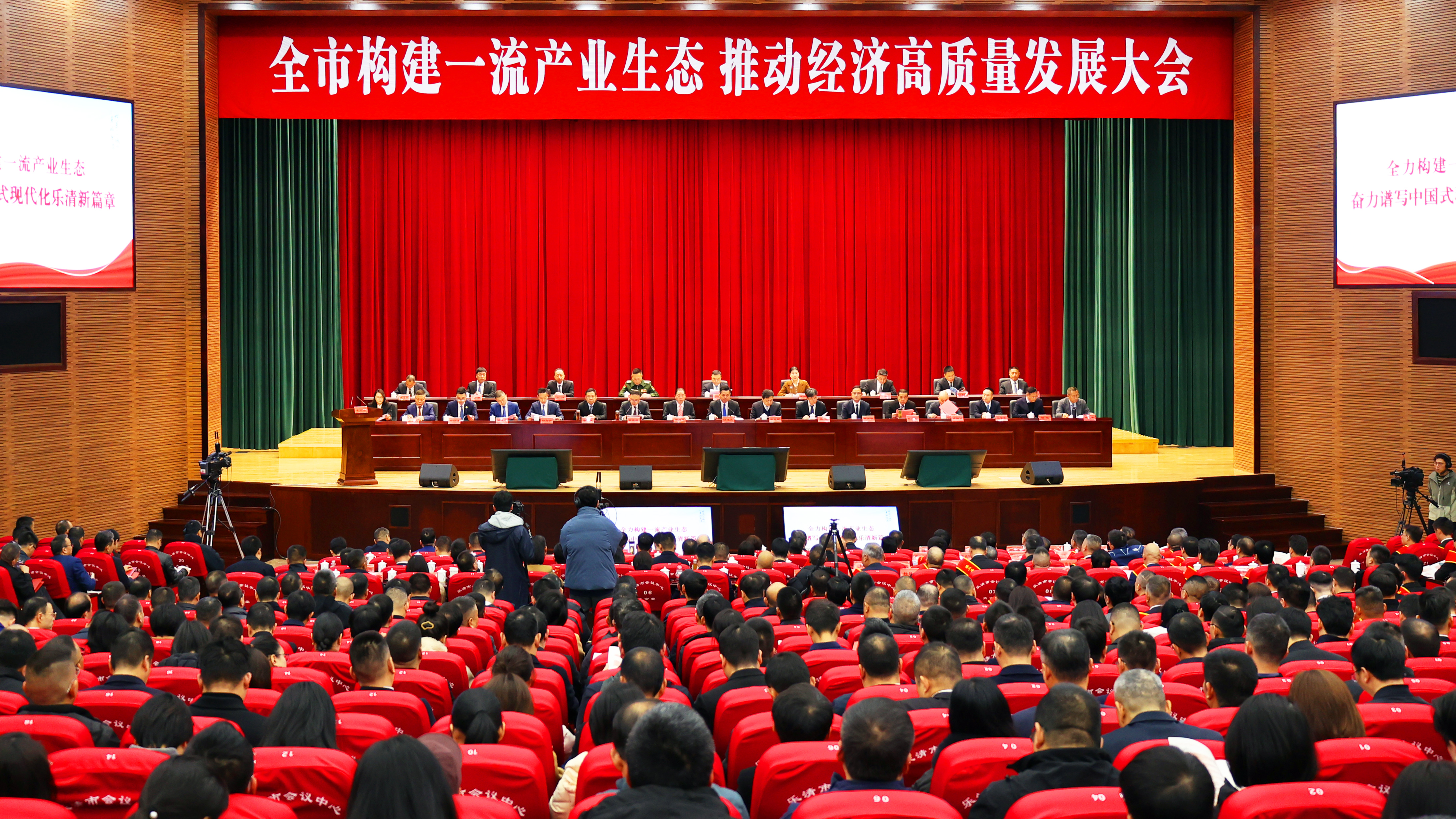 开门捷报！Z6尊龙凯时获多项“热辣滚烫”大奖